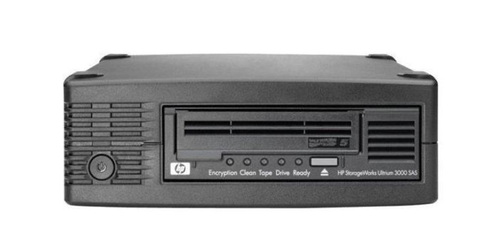 693417-001.jpg 693417-001 | HPE 1.5TB (Native) / 3TB (Compressed) LTO-5 SAS 6Gb/s HH External Tape Drive - Image 1