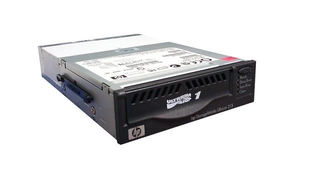 q1544-69201.jpg Q1544-69201 | HP StorageWorks 100/200GB Ultrium 215 LTO-1 Low Voltage Differential (LVD) Single Ended SCSI External Tape Drive - Image 1